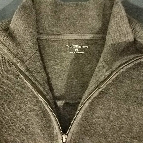 Men's partial zil-up sweatshirt - Picture 3 of 3